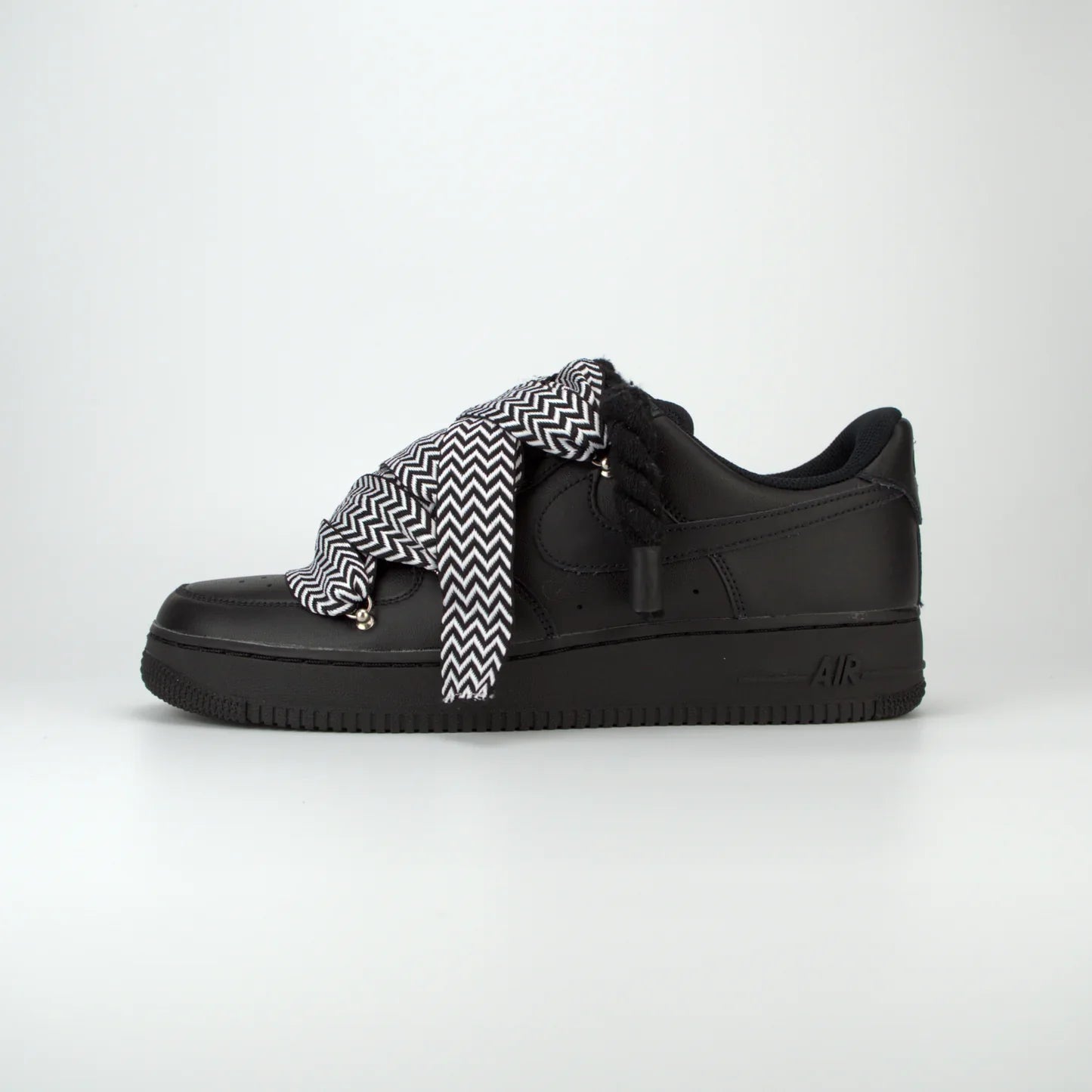 Nike Air Force 1 Black x Lanvin Black/White + Rope Laces
